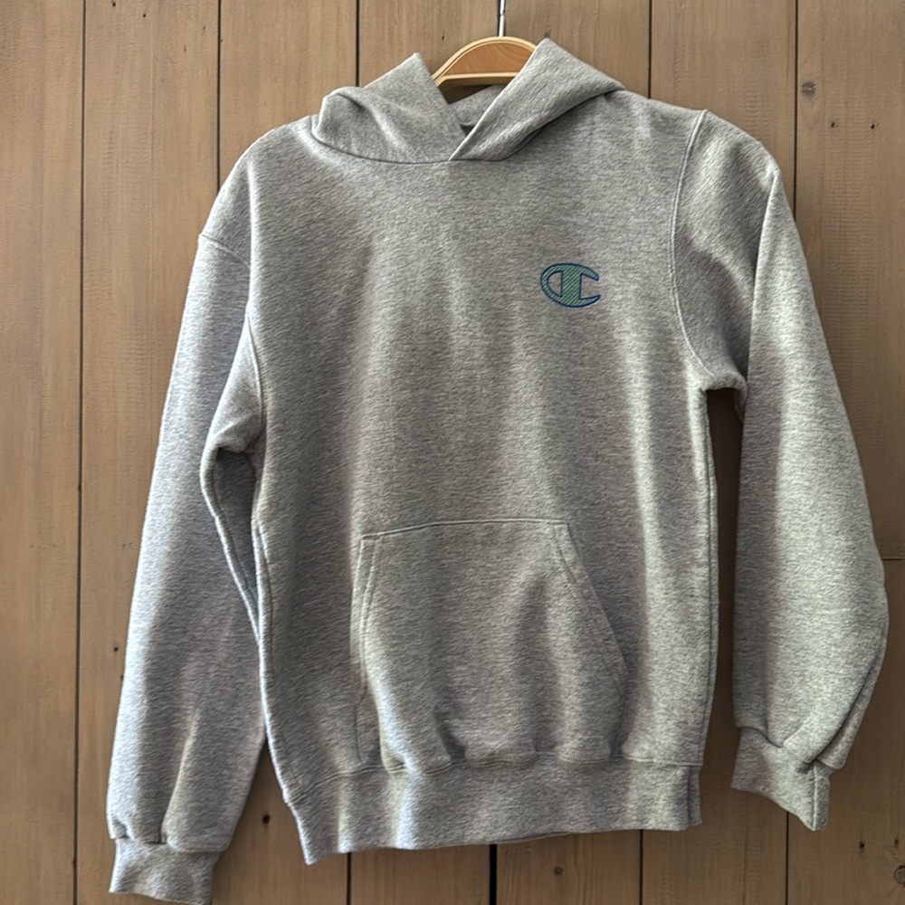 Champion hoodie youth medium